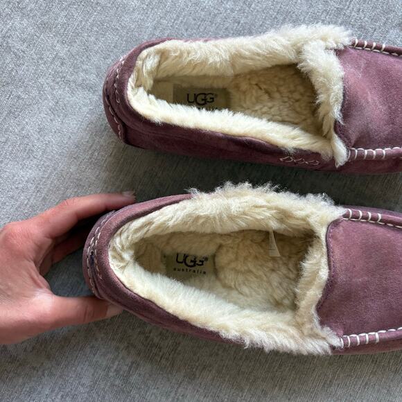 UGG Women's Ansley moccasin slippers - Picture 4 of 5